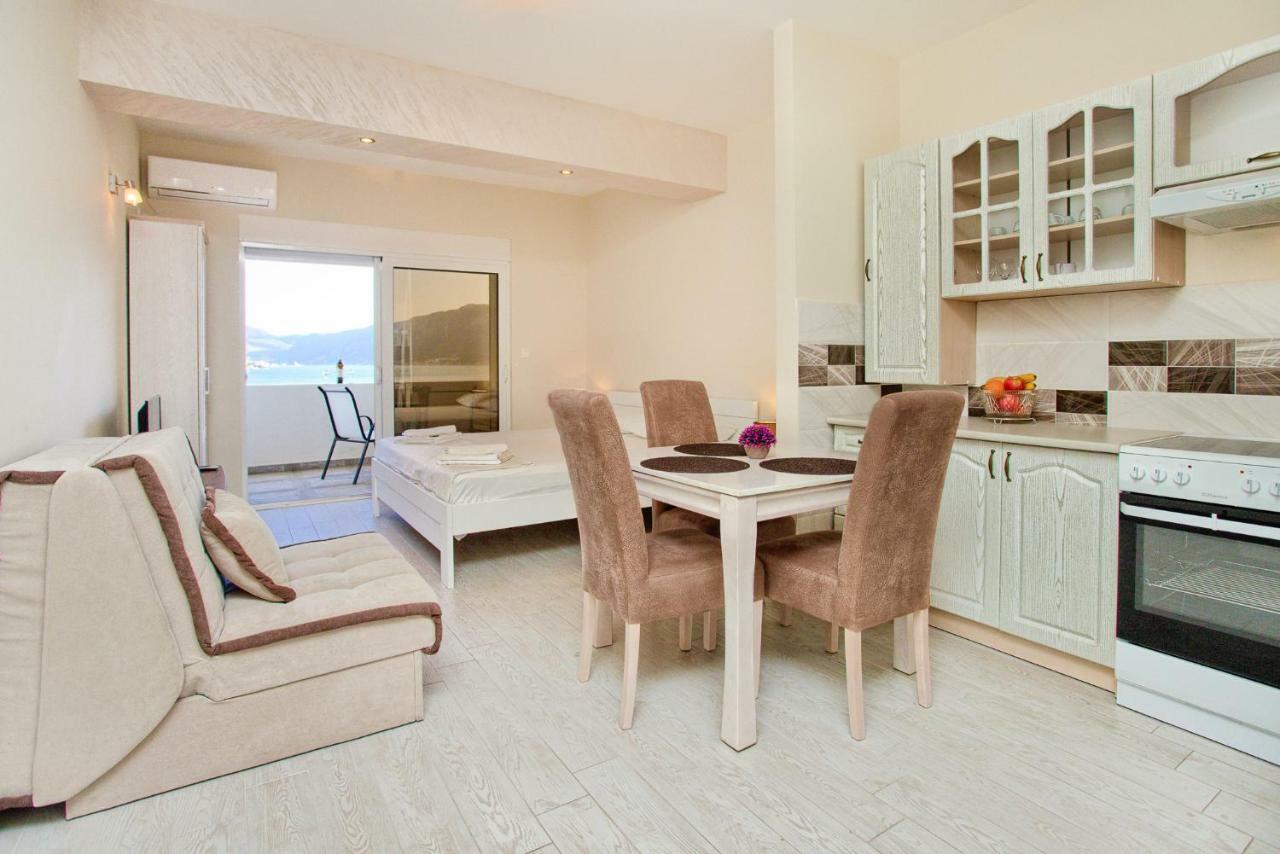 Sea Star Luxury